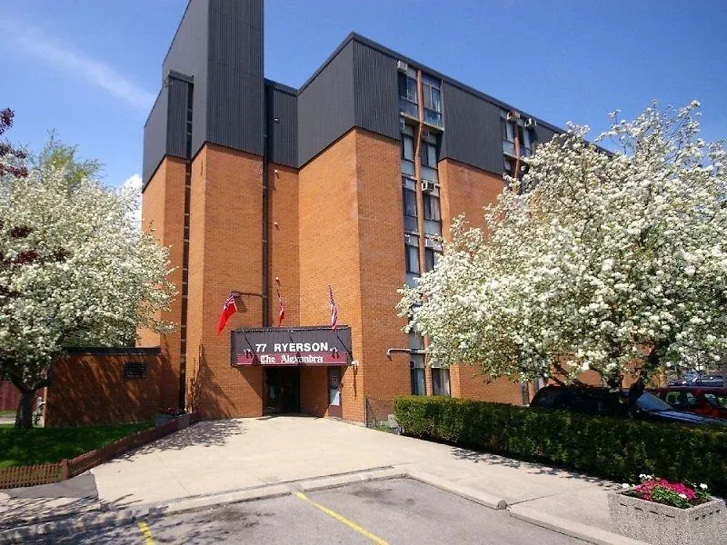 The Alexandra Hotel Toronto 2*,