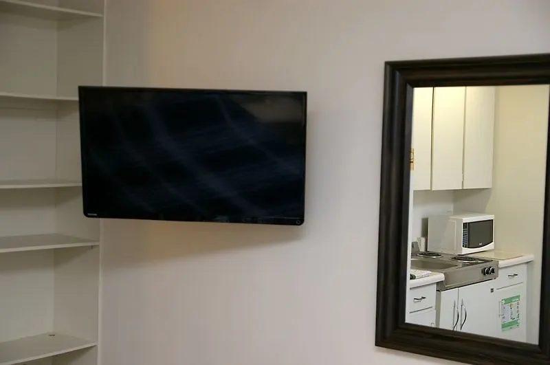 The Alexandra Hotel Toronto 2*,  Canada